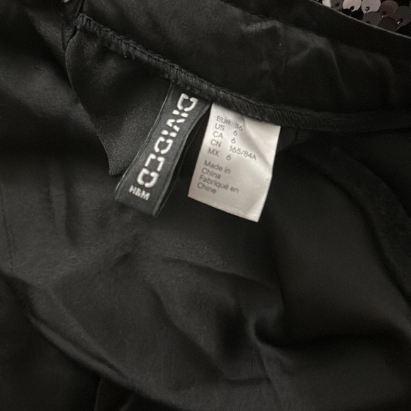 H&M sequinned top - Picture 5 of 5